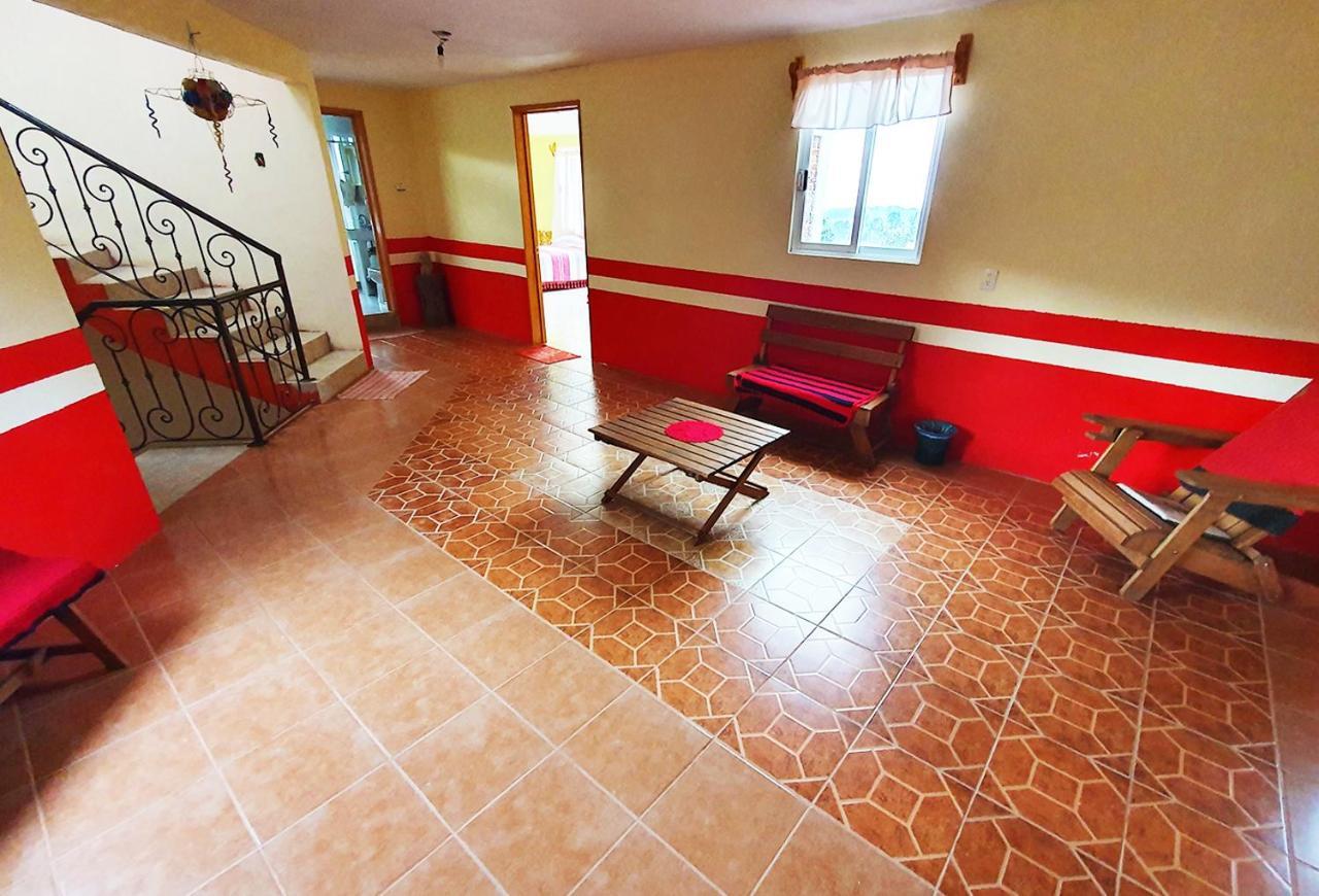Vila Senda Monarca Senguio Exteriér fotografie