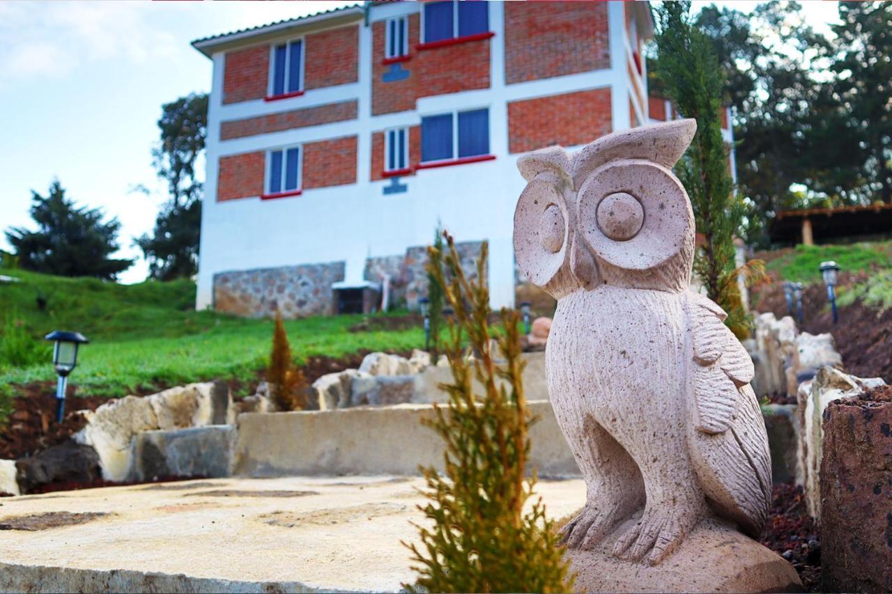 Vila Senda Monarca Senguio Exteriér fotografie