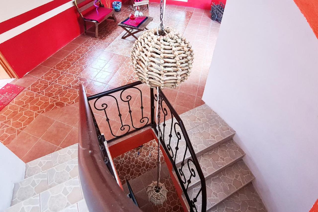 Vila Senda Monarca Senguio Exteriér fotografie
